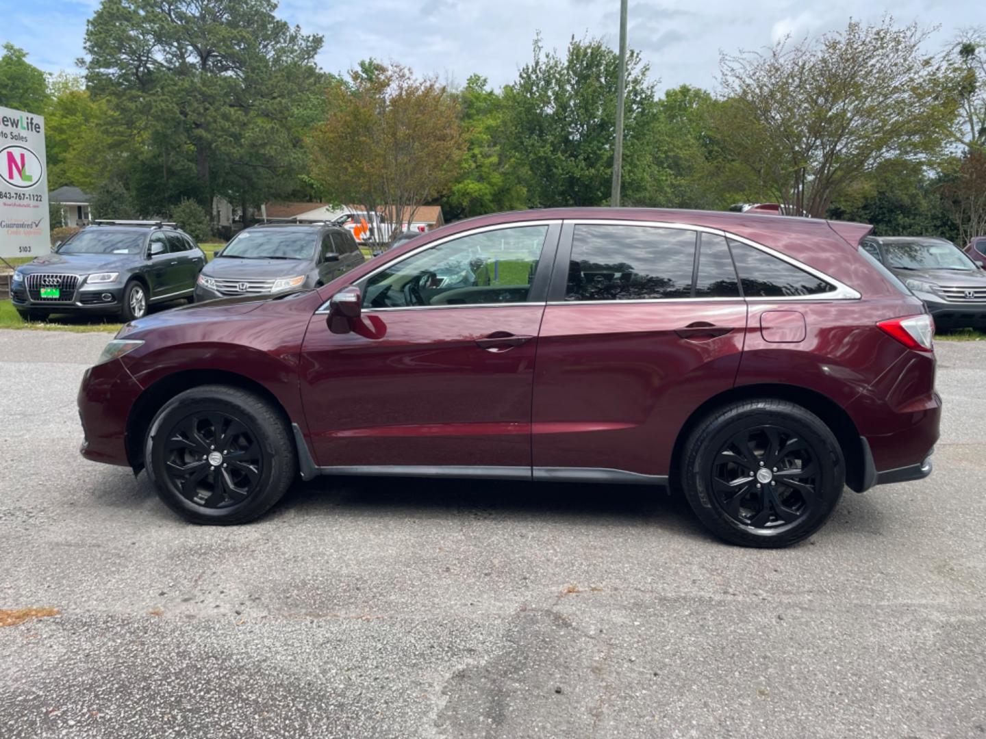 2017 BURG ACURA RDX BASE (5J8TB4H3XHL) with an 3.5L engine, Automatic transmission, located at 5103 Dorchester Rd., Charleston, SC, 29418-5607, (843) 767-1122, 36.245171, -115.228050 - Clean Interior with Leather, Sunroof, Backup Camera, CD/AUX/Sat, Hands-free Phone, Power Everything (windows, locks, seats, mirrors), Heated/Memory Seating, Power Liftgate, Push Button Start, Keyless Entry, Alloy Wheels. 105k miles Located at New Life Auto Sales! 2023 WINNER for Post & Courier's Ch - Photo#3